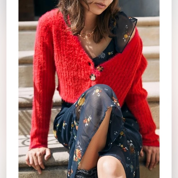 Urban Outfitters Rochelle cropped sweater - Picture 3 of 5